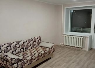 Продаю 2-ком. квартиру, 47 м2, поселок городского типа Джалиль, улица Ленина, 1