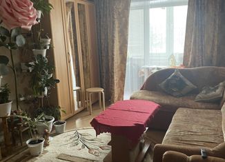 Продажа 2-ком. квартиры, 42 м2, Губкин, Советская улица, 21