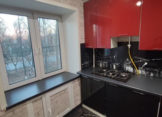 Продам 3-комнатную квартиру, 58 м2, Балахна, проспект Дзержинского, 44