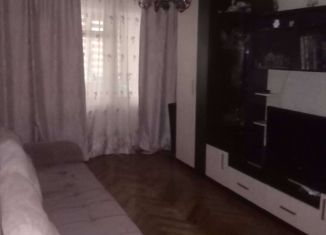 Продам двухкомнатную квартиру, 53 м2, Ялта, улица Чернова, 11