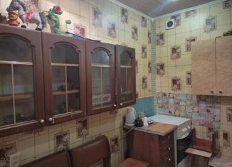 Продается однокомнатная квартира, 30 м2, Каменск-Шахтинский, улица Строителей, 6