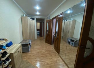 Продается 3-комнатная квартира, 66.3 м2, Ставропольский край, улица Калинина, 186