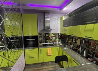 Продажа 2-ком. квартиры, 43 м2, посёлок Коммунарка, Бачуринская улица, 11, ЖК Новая Звезда