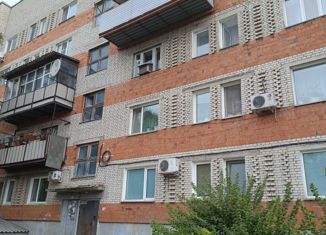 Продам 2-ком. квартиру, 51.9 м2, Спасск-Дальний, улица Коммунаров, 14