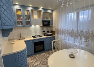 4-ком. квартира на продажу, 87.5 м2, Новотроицк, Уральская улица, 35А