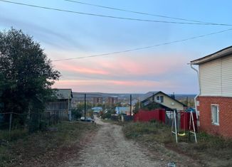 Продаю 2-ком. квартиру, 50 м2, Вятские Поляны, улица Чернышевского, 14А