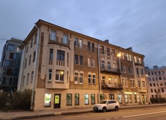 Продается двухкомнатная квартира, 61.1 м2, Санкт-Петербург, Константиновский проспект, 20А, Константиновский проспект