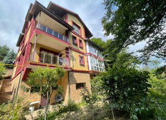 Продаю дом, 590 м2, посёлок городского типа Красная Поляна