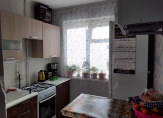 Продажа двухкомнатной квартиры, 44 м2, деревня Кабаково, улица Строителей, 43