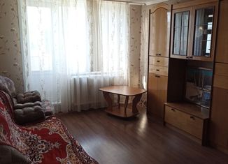 Сдается в аренду двухкомнатная квартира, 46 м2, Соликамск, Северная улица, 53