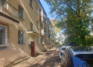 Продам 2-ком. квартиру, 52 м2, Санкт-Петербург, улица Лётчика Пилютова, 28к2, муниципальный округ Сосновая Поляна