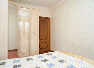 Продается трехкомнатная квартира, 68.5 м2, посёлок городского типа Васильево, Школьная улица, 13