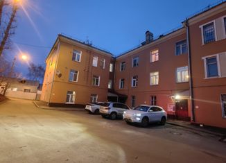 Продам двухкомнатную квартиру, 51 м2, Иркутск, улица Маяковского, 55