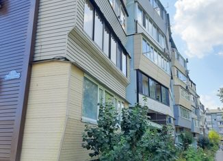 Продаю 2-ком. квартиру, 52.9 м2, Уссурийск, улица Плеханова, 12