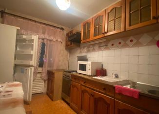 Аренда 4-ком. квартиры, 79 м2, Череповец, Красная улица, 1Б