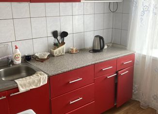 3-комнатная квартира на продажу, 56 м2, Кировск, улица Кирова, 33