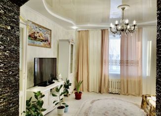 Продается 2-комнатная квартира, 59 м2, Краснотурьинск, улица 8 Марта, 8