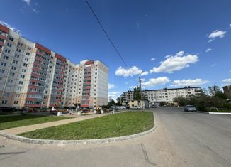 2-ком. квартира на продажу, 61.9 м2, Ленинградская область, Садовая улица, 14