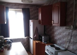 Продается 4-комнатная квартира, 74 м2, село Полдневая, Комсомольская улица, 83