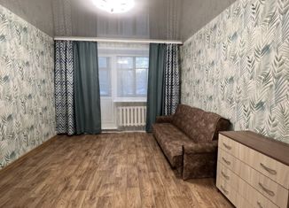 Продается двухкомнатная квартира, 42.1 м2, рабочий посёлок Кадуй, улица Карла Маркса, 19