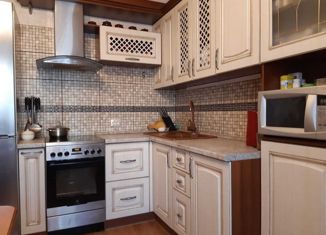 Продаю 3-ком. квартиру, 73.3 м2, Новосибирск, улица Динамовцев, 19, улица Динамовцев