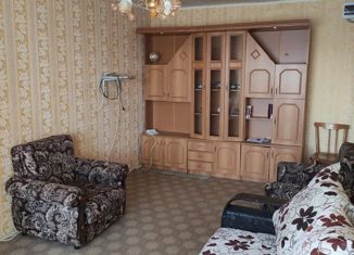 Продается однокомнатная квартира, 30.7 м2, поселок Энергетик, Высоковольтная улица, 3