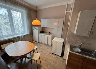 Продаю 2-комнатную квартиру, 68 м2, Подольск, Индустриальная улица, 1