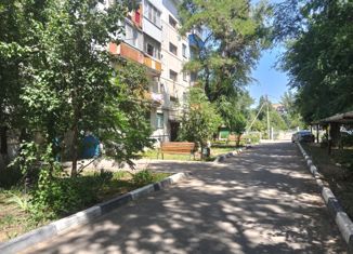 Продам 1-комнатную квартиру, 30 м2, Энгельс, улица Колотилова, 16