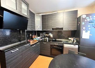 Продается 3-комнатная квартира, 82 м2, Москва, Батюнинская улица, 14, Батюнинская улица