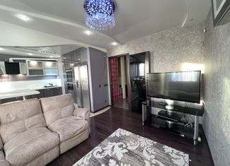 Продается 4-комнатная квартира, 92.4 м2, Артём, Харьковская улица, 12