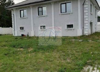 Продаю дом, 320 м2, городской посёлок Дубровка, улица Павленко