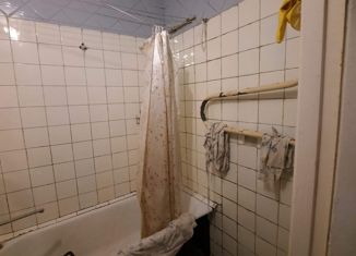 Продажа 2-комнатной квартиры, 43 м2, Нижний Новгород, Берёзовская улица, 112, метро Буревестник