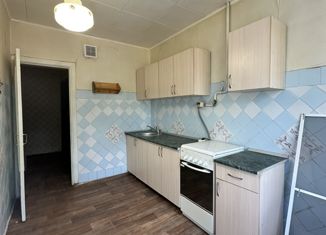 Продам 3-комнатную квартиру, 64.3 м2, Волгоградская область, улица Александрова, 17А