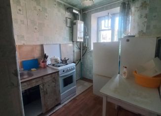 Продам 1-комнатную квартиру, 32 м2, Кумертау, улица Худайбердина, 4