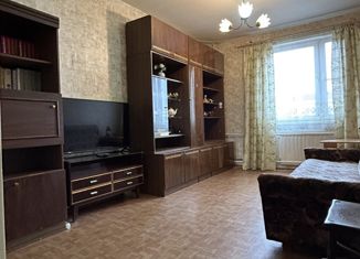 2-комнатная квартира на продажу, 55 м2, Санкт-Петербург, метро Проспект Ветеранов, улица Козлова, 15к2