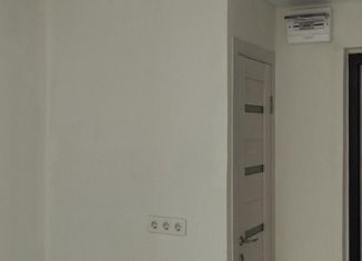 Продаю однокомнатную квартиру, 14 м2, Артём, улица Кирова, 16