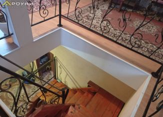 Продаю дом, 200 м2, деревня Приветная