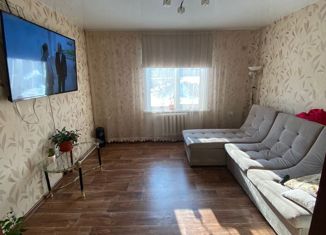 Продается дом, 45 м2, поселок городского типа Большая Мурта, улица Чапаева