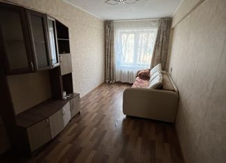 Продам 1-ком. квартиру, 31 м2, Белогорск, Южная улица, 25