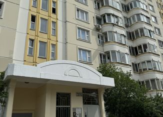 Продам двухкомнатную квартиру, 57.2 м2, Москва, улица Адмирала Лазарева, 47к1