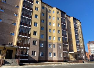 Продаю 3-ком. квартиру, 86 м2, Черногорск, улица Генерала Тихонова, 11