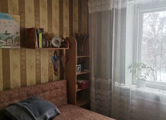 Продаю 5-комнатную квартиру, 96 м2, Псковская область, улица Льва Толстого, 24А