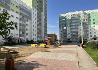 Продаю 2-комнатную квартиру, 62.2 м2, Пермский край, Красавинская улица, 1