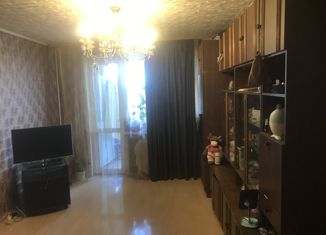 Продажа 2-ком. квартиры, 51 м2, Екатеринбург, улица Азина, 23, метро Уральская