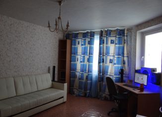 Продаю трехкомнатную квартиру, 100.5 м2, Москва, улица Маршала Савицкого, 20к1, станция Щербинка