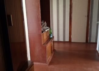 Продажа 3-ком. квартиры, 63 м2, Бирск, улица Калинина, 29