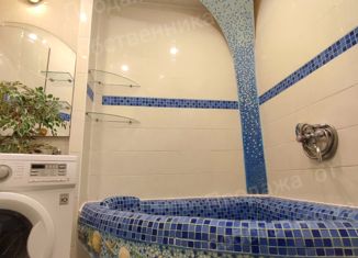 Продам 2-ком. квартиру, 43.8 м2, Северск, улица Куйбышева, 11