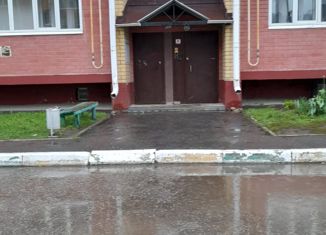 1-ком. квартира на продажу, 35 м2, посёлок городского типа Медведево, улица Чехова, 25В