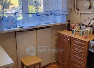 Продается двухкомнатная квартира, 41 м2, Кольчугино, улица Ленина, 5