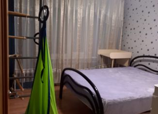 Продам 3-комнатную квартиру, 70.4 м2, Советский, Припарковая улица, 2